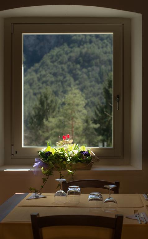 Tramonti di Sopra Agriturismo Borgo Titol מראה חיצוני תמונה