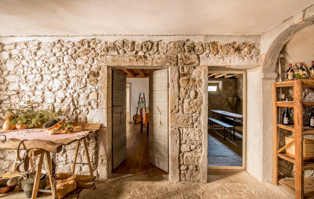 Tramonti di Sopra Agriturismo Borgo Titol מראה חיצוני תמונה